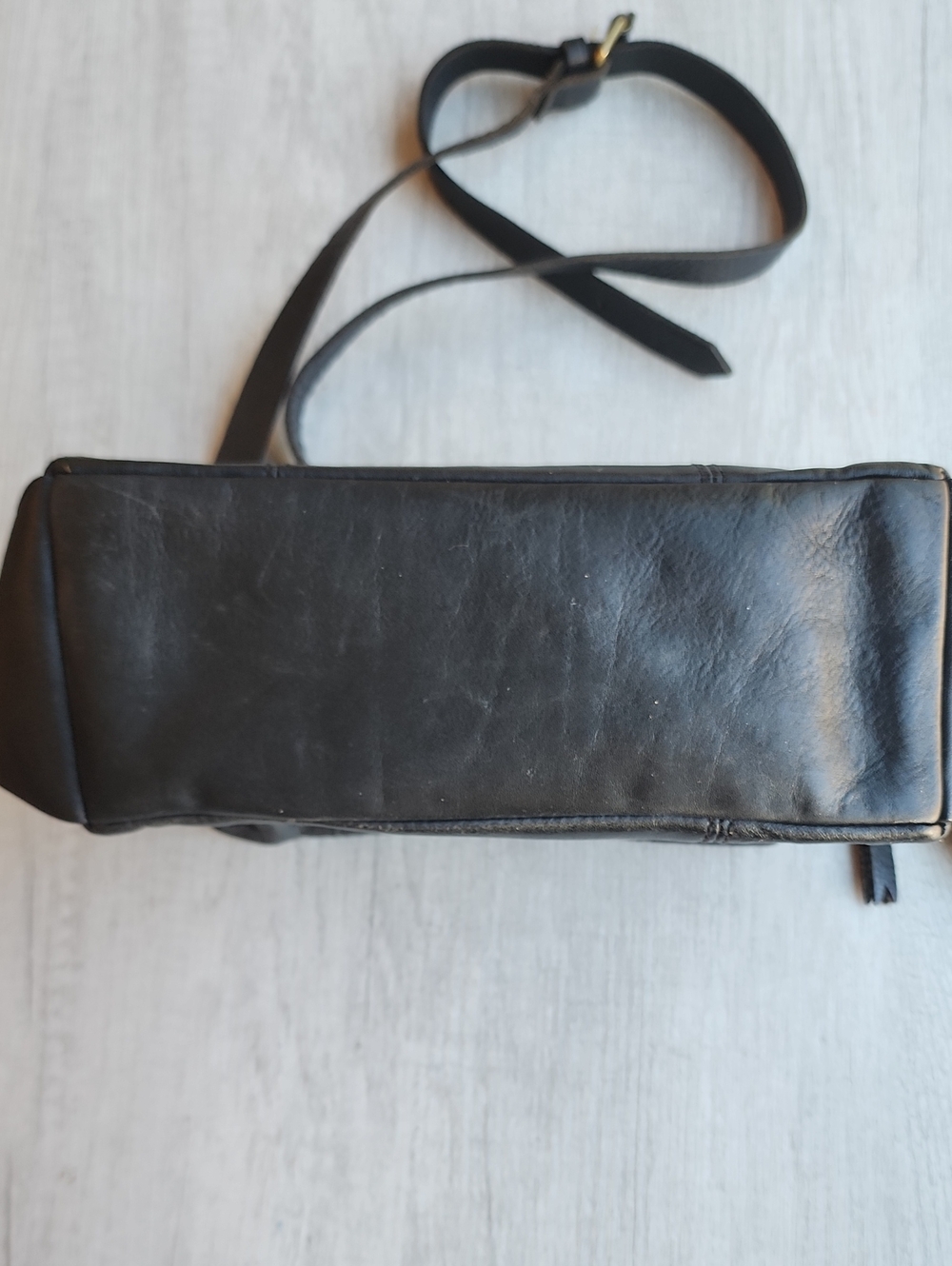 Madewell Mini Glasgow Crossbody Bag - Picture 3 of 6